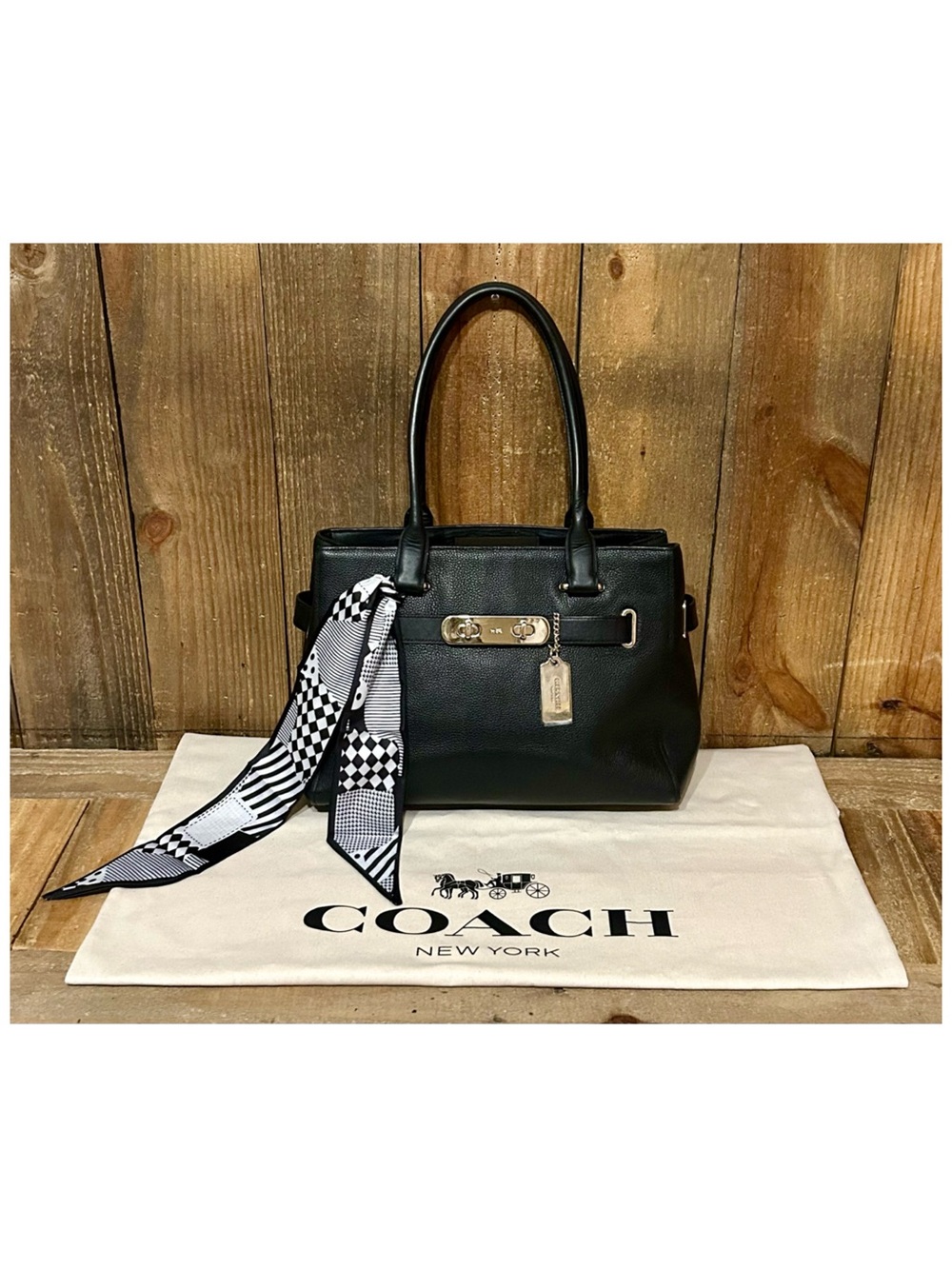 Coach. 5 Piece Set: Swagger Carryall & Free Watch, Wristlet, Scarf & Dust Bag. - Picture 8 of 16